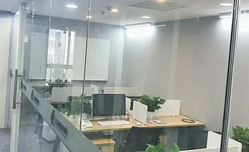 三立教育办公环境