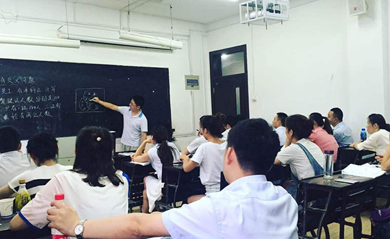 郑州社科赛斯教育多媒体教室环境