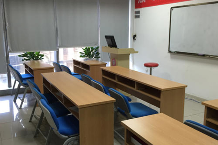 南京环球雅思教室环境