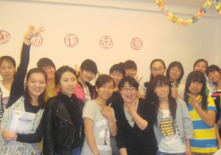 学校学员合影