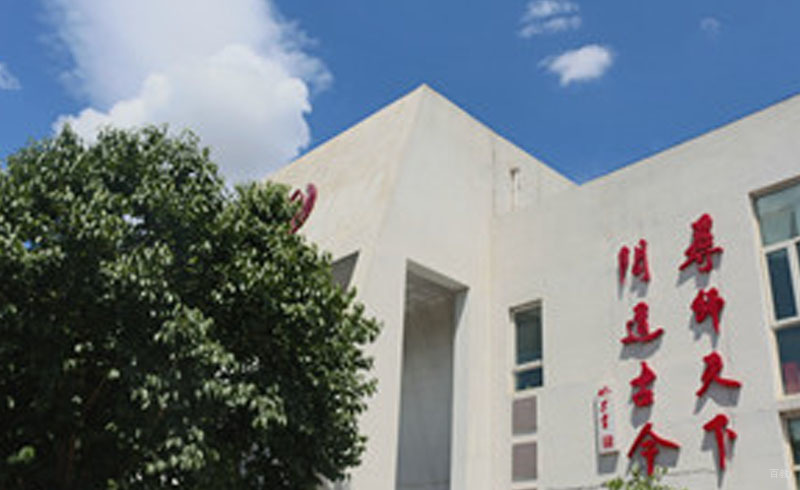 郑州泓钰教育_泓钰教学楼环境