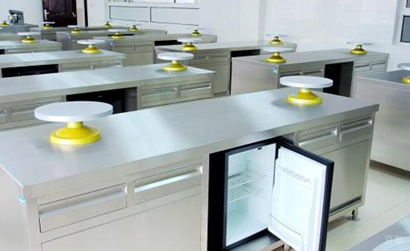 深圳东南烹饪学校_蛋糕裱花培训