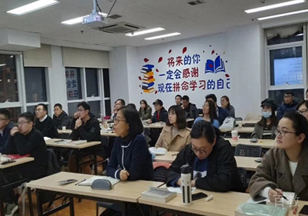 校区学员上课情形