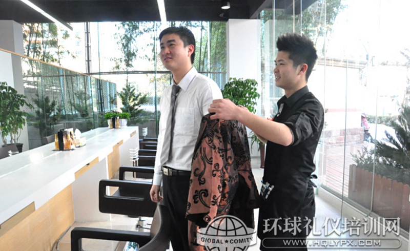 上海环球礼仪商学院培训环境
