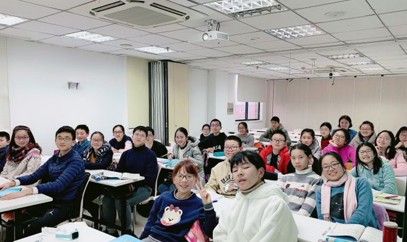 上海昂立国际课程培训情景