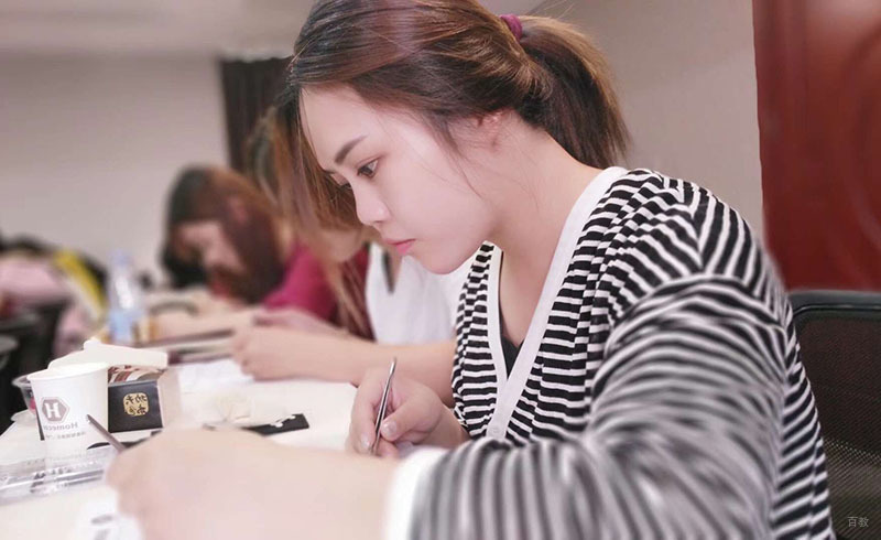 上海栢翼美业_美甲课堂