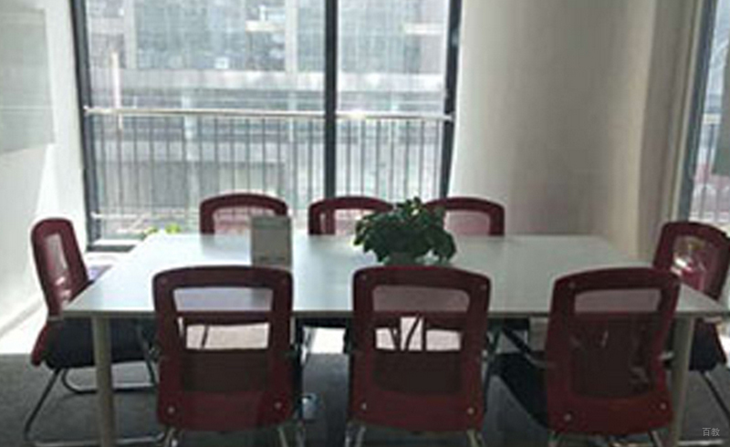 西安朗阁在线教育_朗阁办公室环境