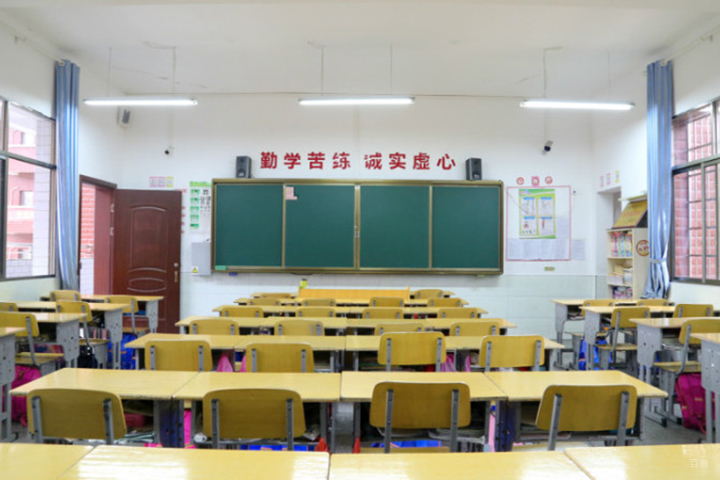 杭州启航考研_教室环境