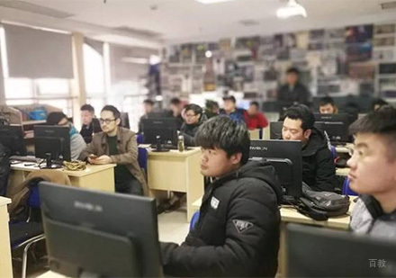校区学员