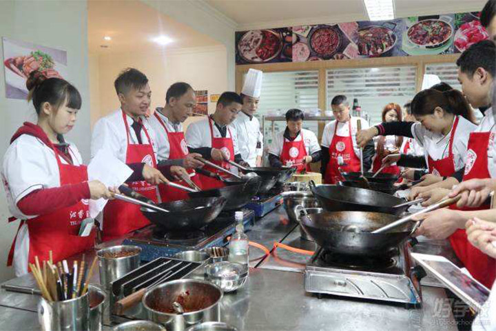 成都美食大全餐饮培训学校_基本功练习