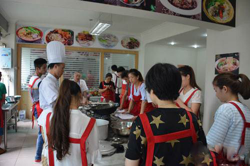 成都美食大全餐饮培训学校面条米线培训