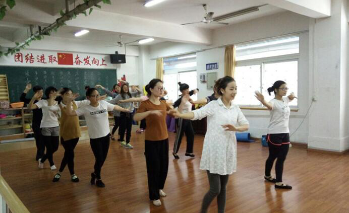 武汉端木幼师舞蹈教室