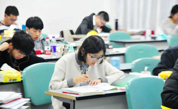 上海应用技术大学国际教育中心上课环境