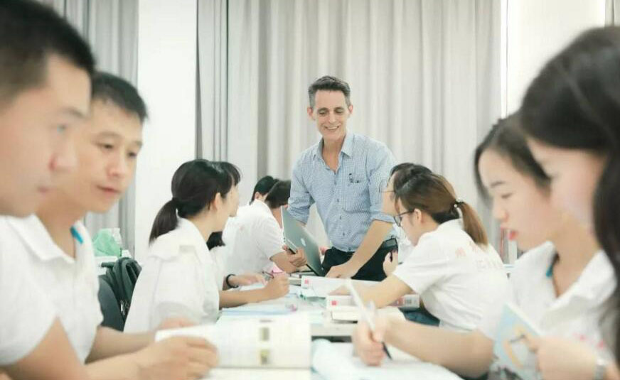 上海宏景国际教育外教授课