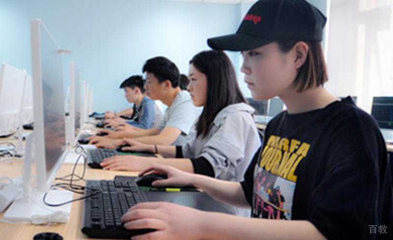 学员实操中