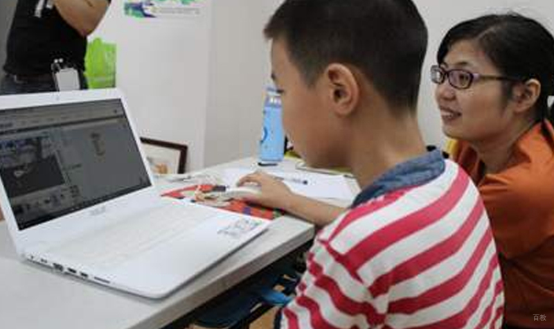天津编玩边学_亲自编程活动
