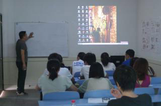 重庆307设计师培训学校老师现场教学指导