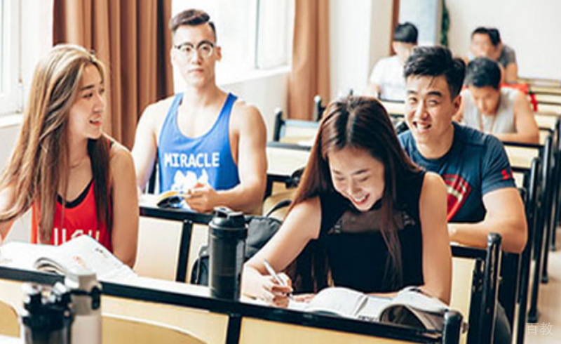 学员在上课中
