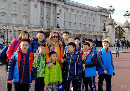 北京乐博乐博教育_参加游学活动的学生