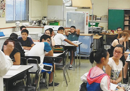 校区学生