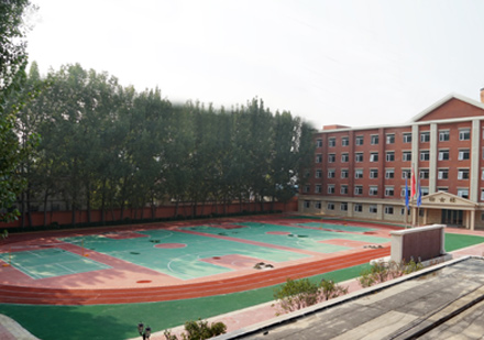 北京新桥外国语高中学校校区环境