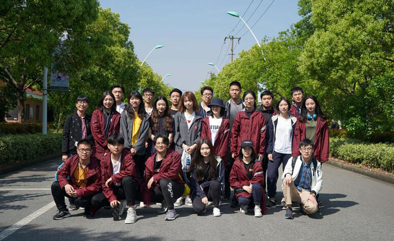 上海诺科国际高中春游合照