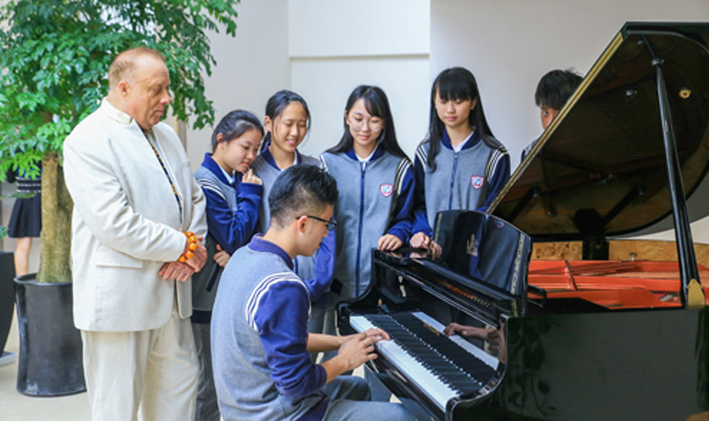 上海新纪元双语学校钢琴课