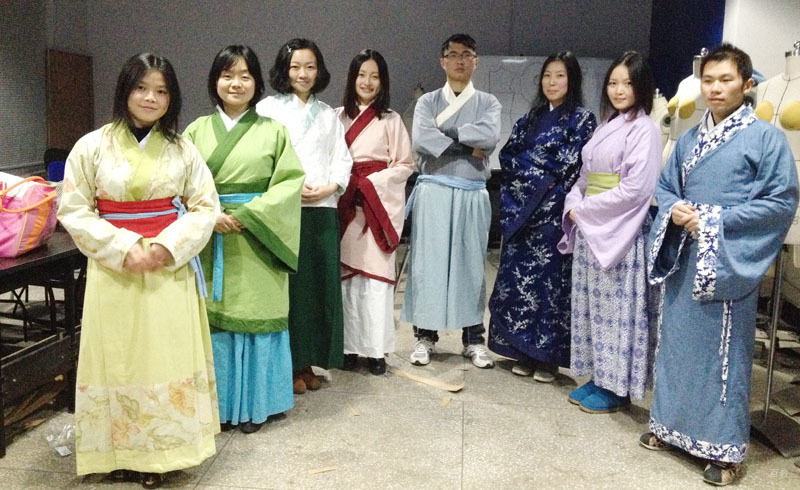 成都方兴服装设计学校_汉服制版设计班
