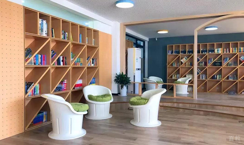 学生阅读区