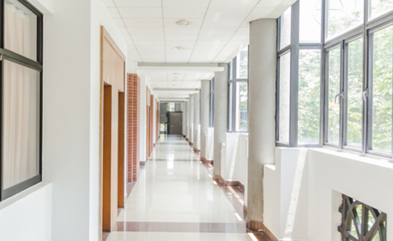 西安用友产业学院_汇杰用友学院走廊环境