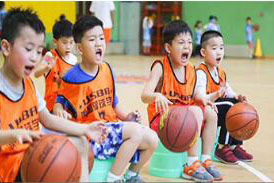杭州USBA美国篮球学院学员练肺活量