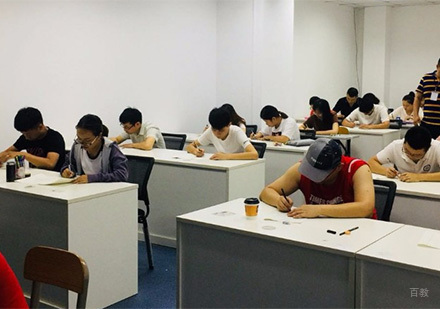 学生模考情形