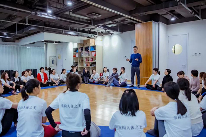 北京亚洲TB瑜伽学院教学情形