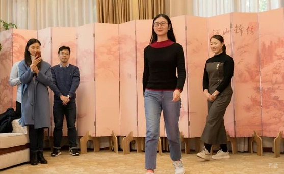 上海东方礼仪课堂练习