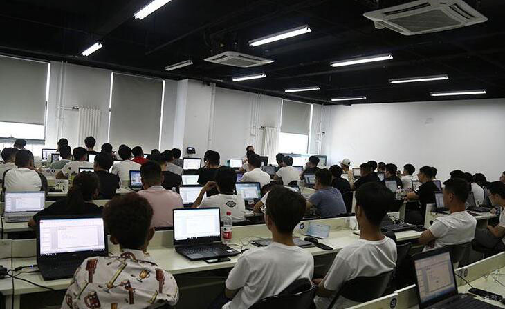 上海然学科技_教室环境