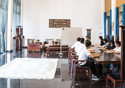 北京邱源瑜伽理疗学院舒适的教学环境