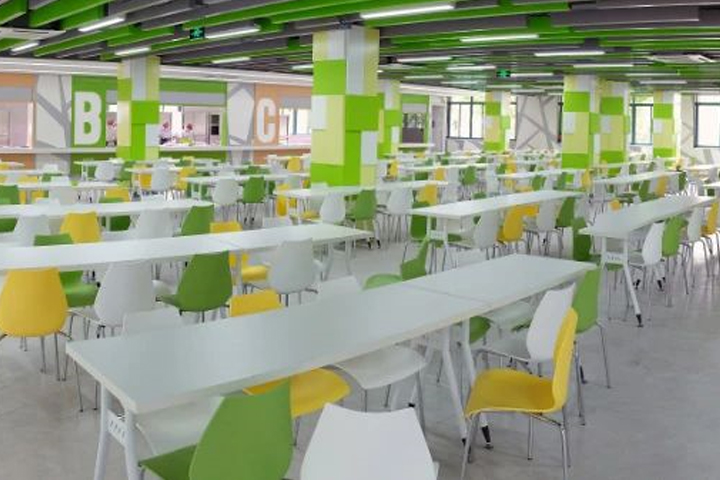 上海燎原双语学校国际高中部学生食堂