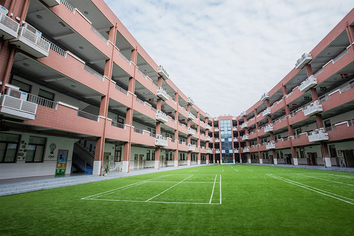 上海中加枫华国际学校教学楼