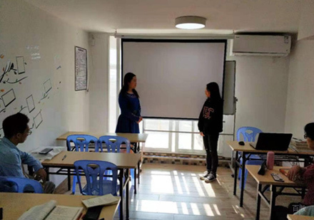 厦门波恩英语师生互动