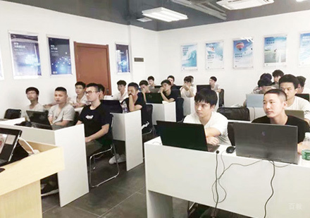 学员上课场景