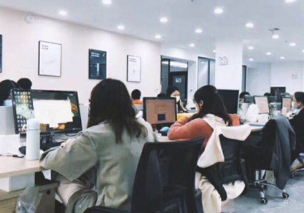 郑州课小美_学员课堂学习场景