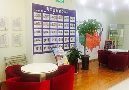 郑州啄木鸟教育_校区教学环境