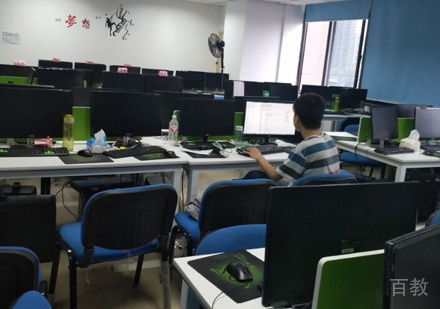 西安中软国际_学员课堂学习场景