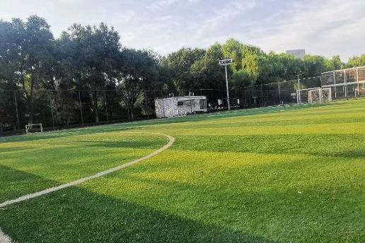 北京红黑骑士青少年足球培训球场环境