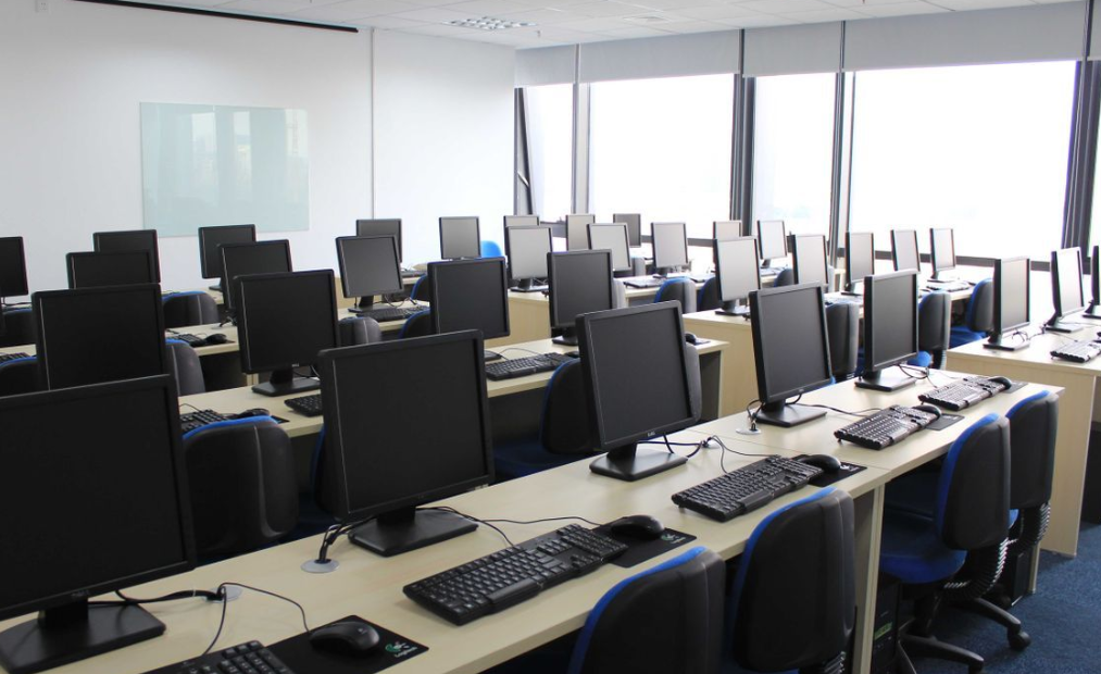 上海职坐标IT培训数据分析培训教室环境