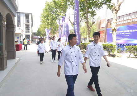 西安食品工程高级技工学校_校区学员风采