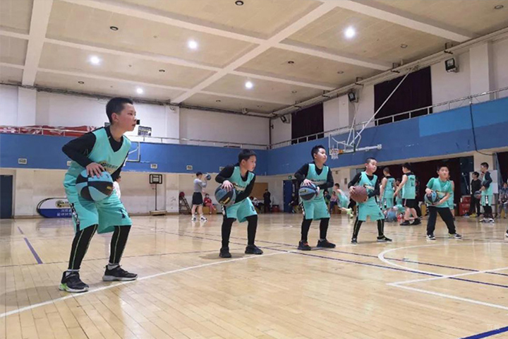 少儿篮球训练基地