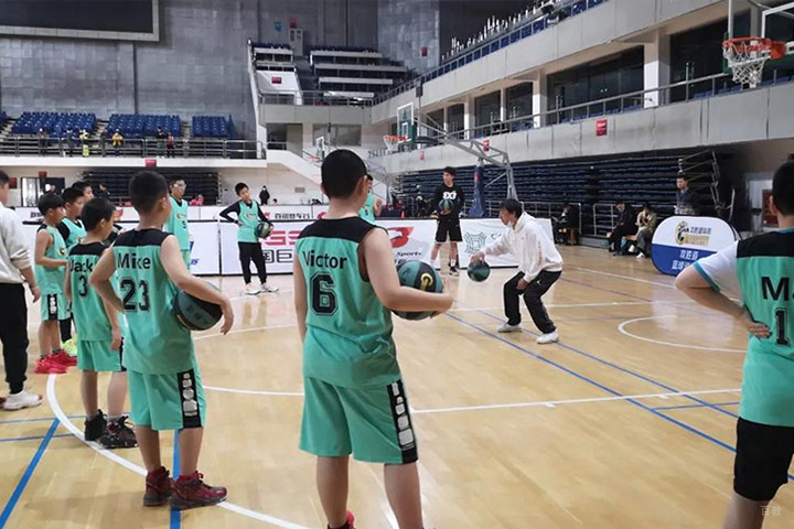 北京攻胜道体育_教练演示