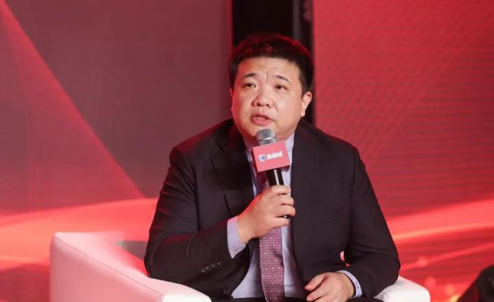 专家演讲