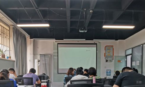 学员上课情况
